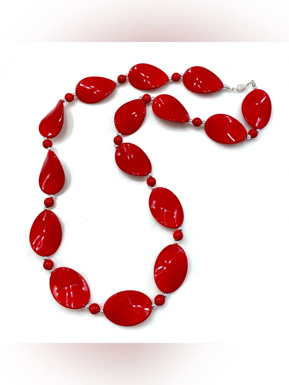 Retro Red Teardrop Bead Necklace